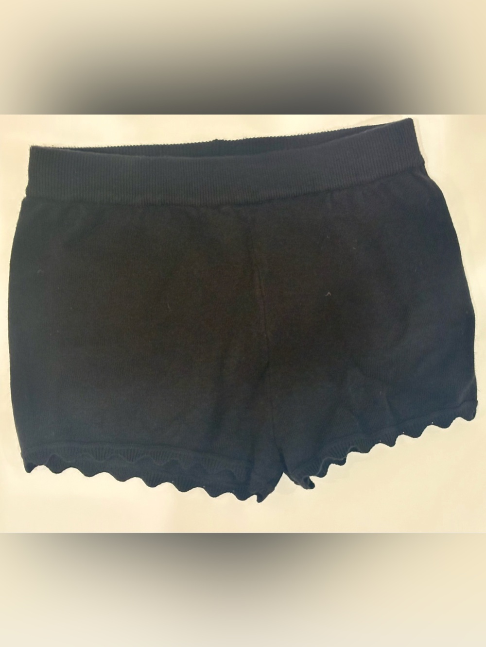 Edikted Woman’s Knit Black Shorts